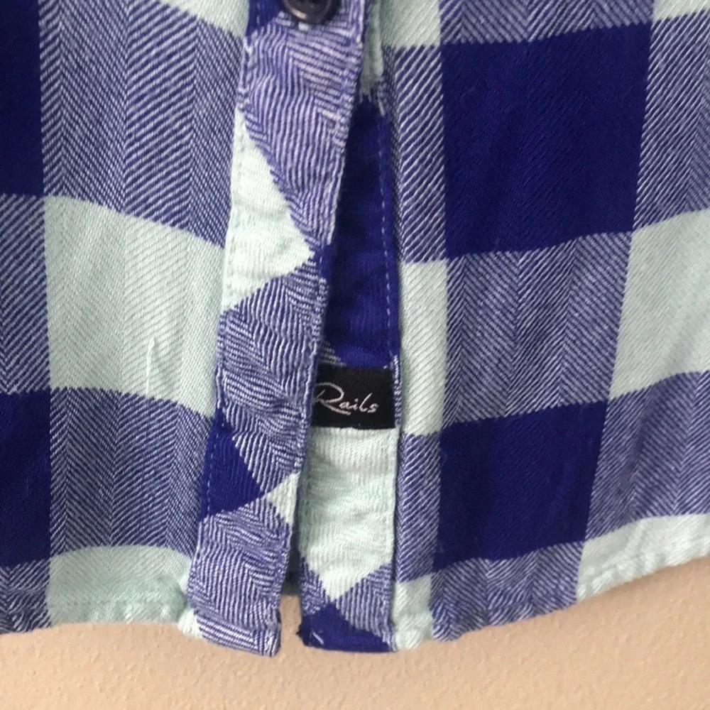 RAILS HUNTER Plaid Button Down SMALL